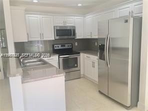 833 Nw 208th Ter #833 - Photo 3 of 8