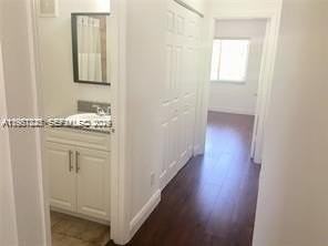 833 Nw 208th Ter #833 - Photo 6 of 8