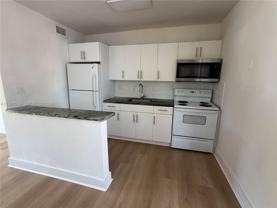 1021 Nw 5th St #4 - Photo 1 of 1