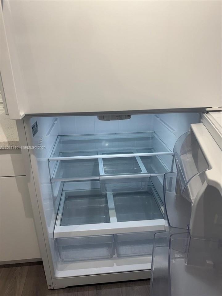 2120 W Flagler St #203 - Photo 4 of 25