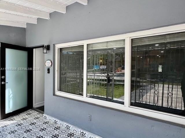 1128 Sw 21st Ave - Photo 2 of 27