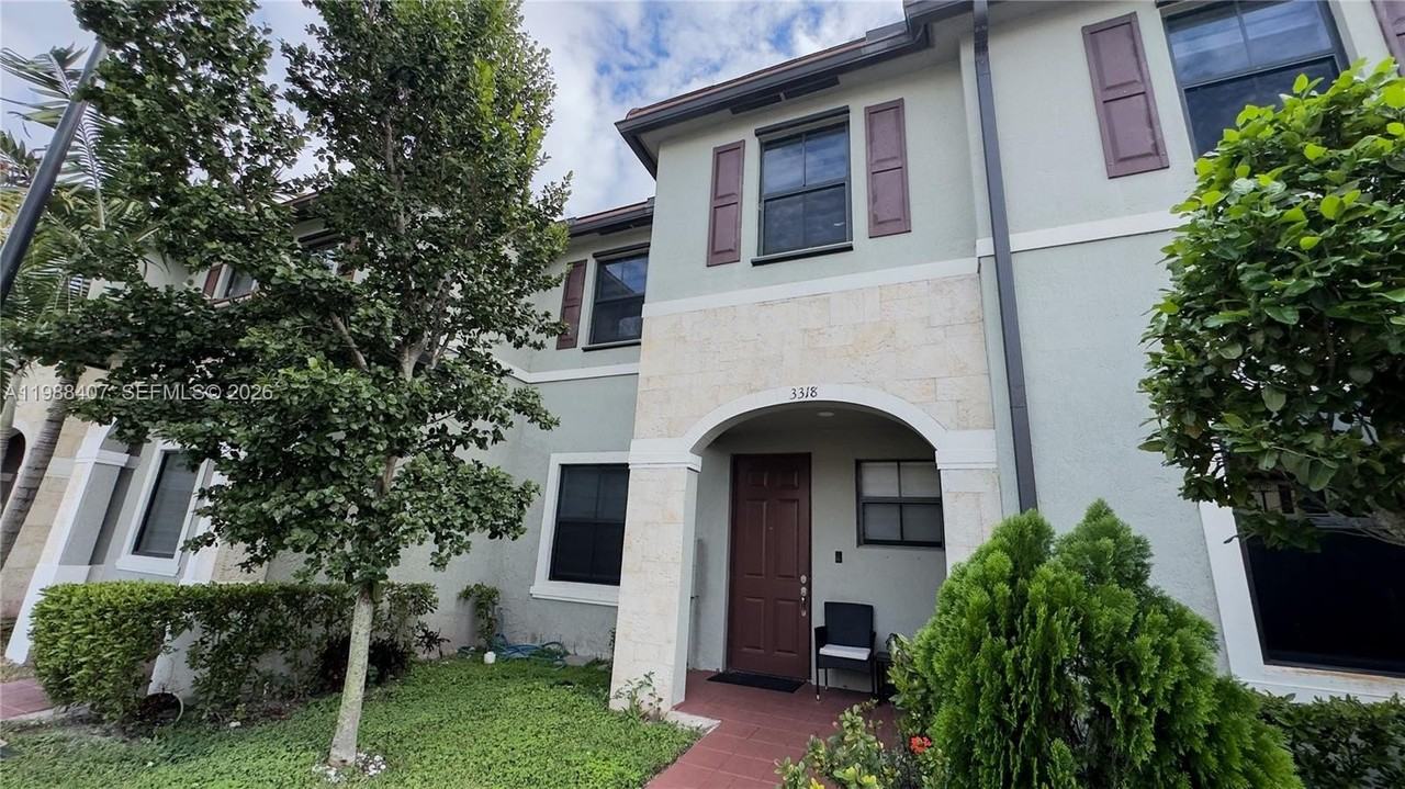 3318 W 106th Ter - Photo 2 of 28