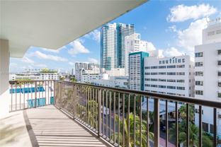 1800 Collins Ave #8C - Photo 1 of 1