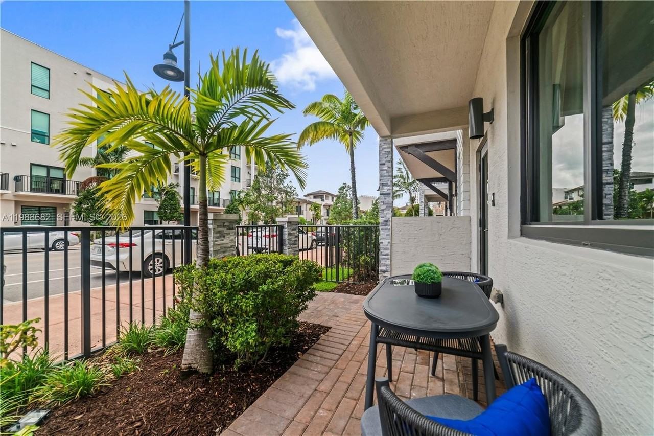 4741 Nw 84th Ave #0 - Photo 2 of 27