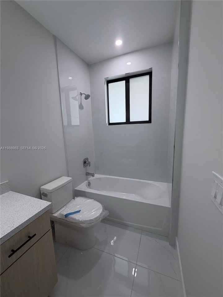 12330 Sw 219th St - Photo 7 of 14