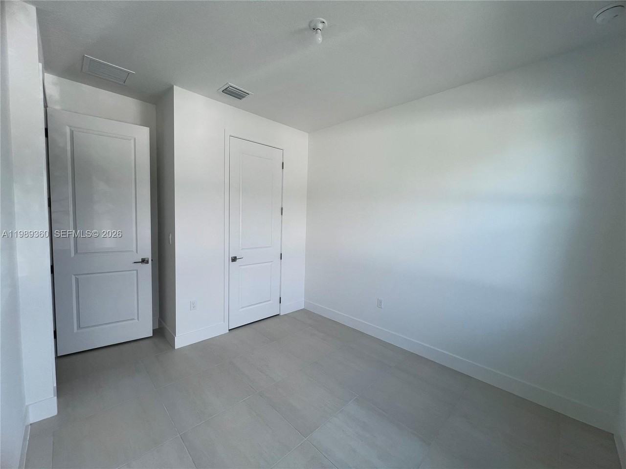 4784 Sw 72nd Ter #0 - Photo 3 of 50