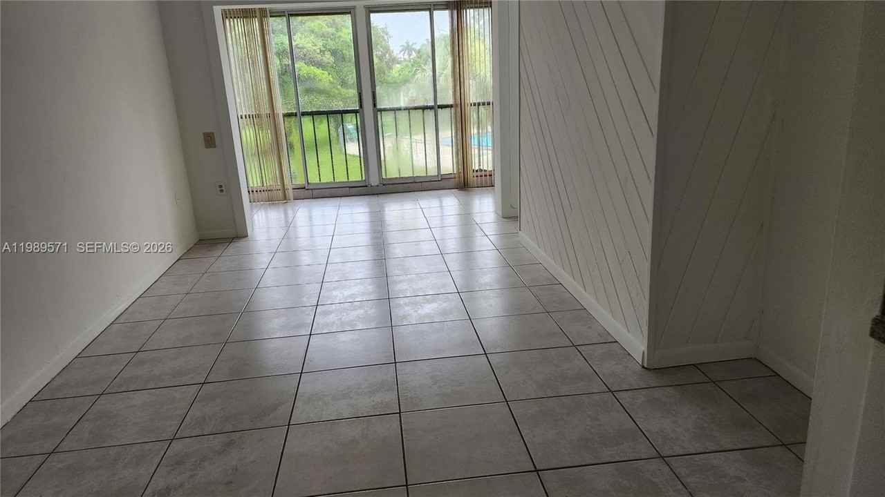 9405 W Flagler St #D204 - Photo 7 of 20