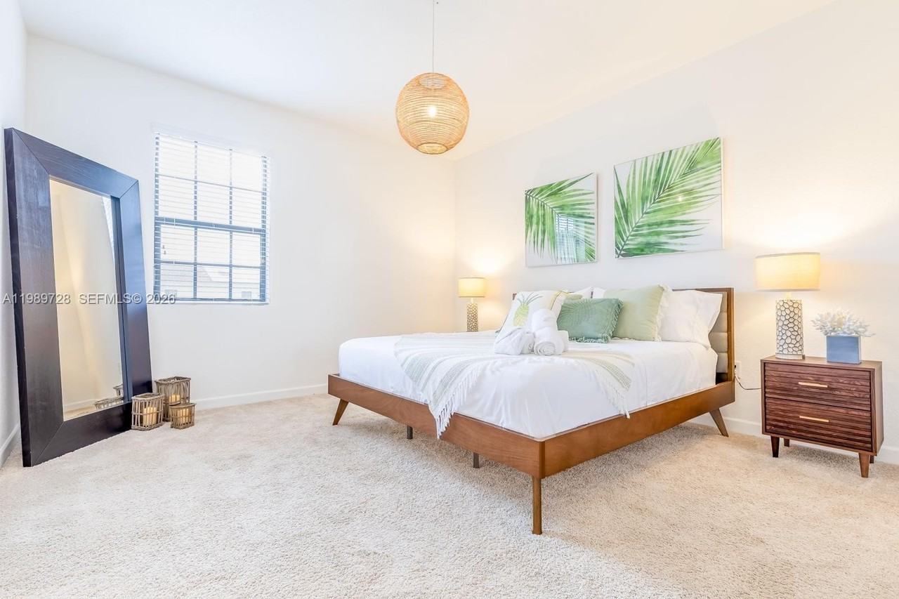 1156 Sw 6th Ct #1156 - Photo 5 of 17