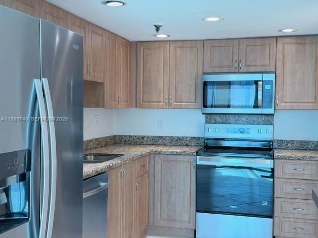 17890 W Dixie Hwy 702 Hwy #702 - Photo 6 of 23