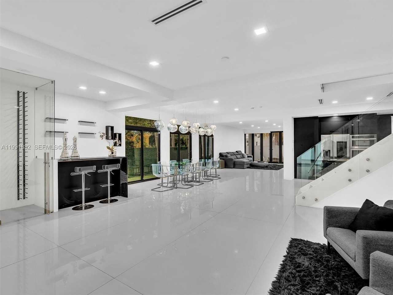 3010 Alton Rd - Photo 7 of 50