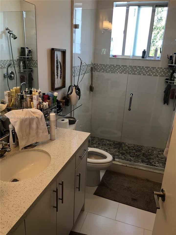 2601 Ne 212th Ter #104 - Photo 5 of 7