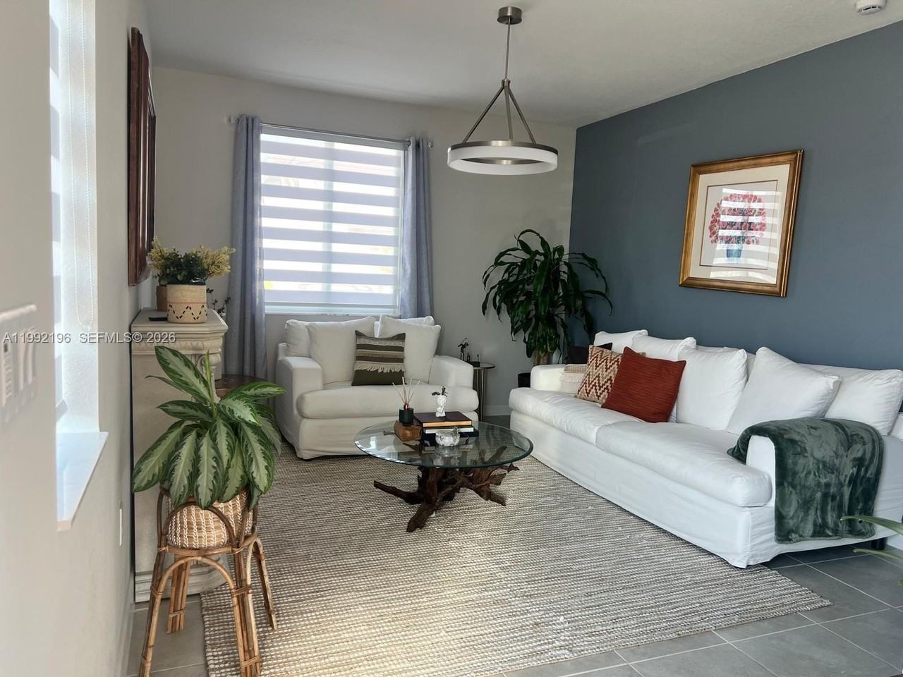 1487 Se 7th Ter - Photo 3 of 12