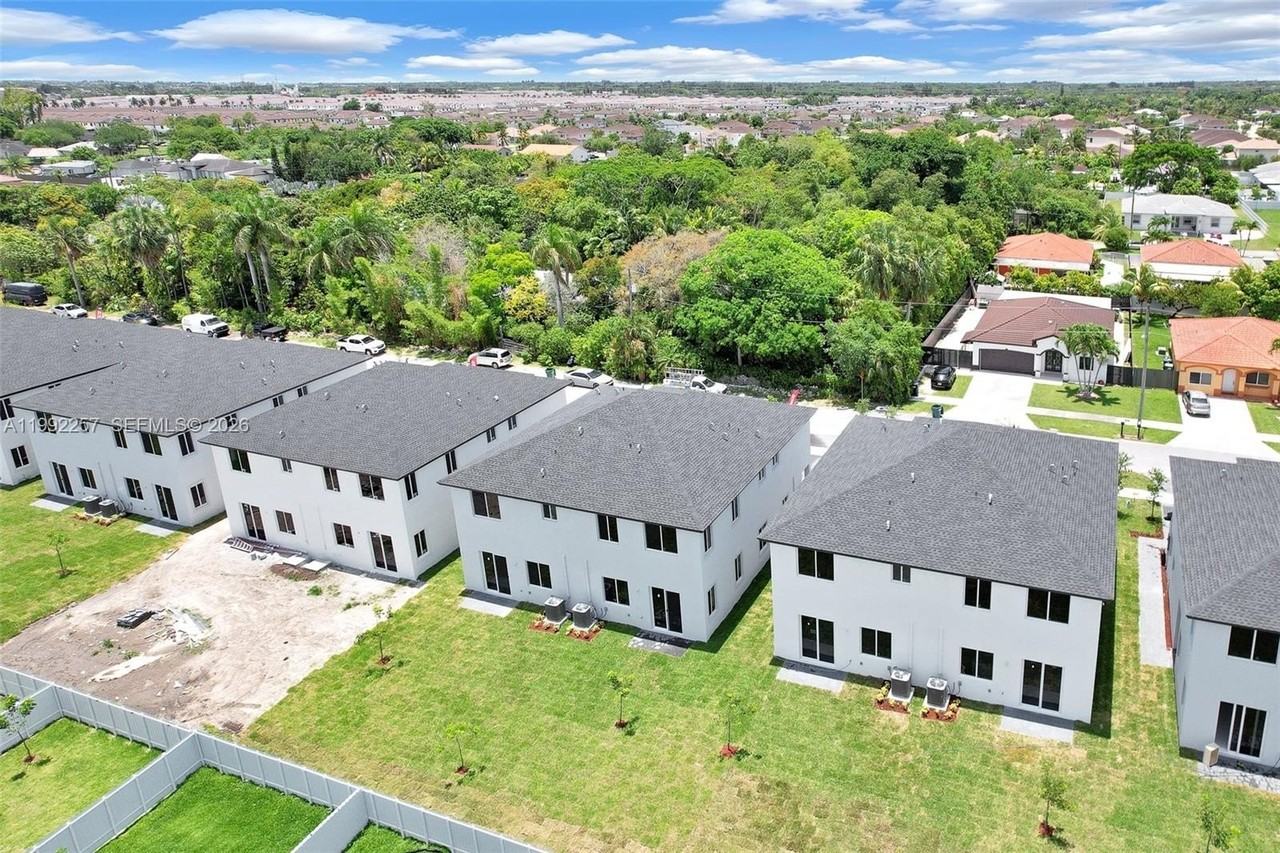 22431 Sw 125th Ave #19A - Photo 3 of 50