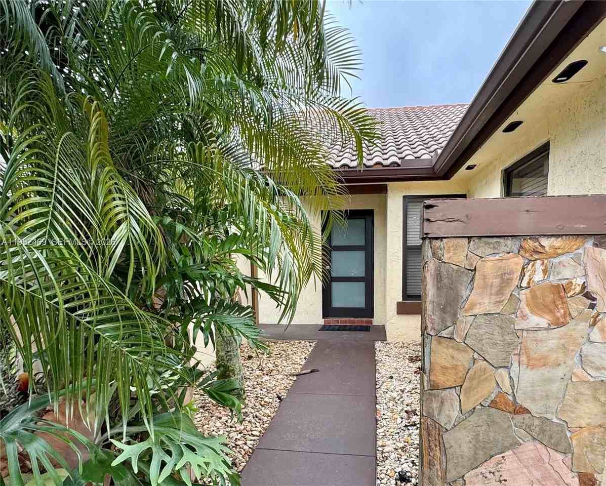 2159 Baton Rouge #2159 - Photo 5 of 26