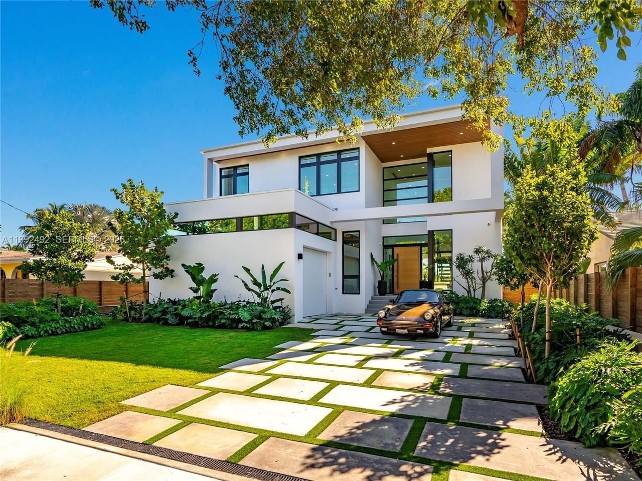 1230 Cleveland Rd - Photo 2 of 26