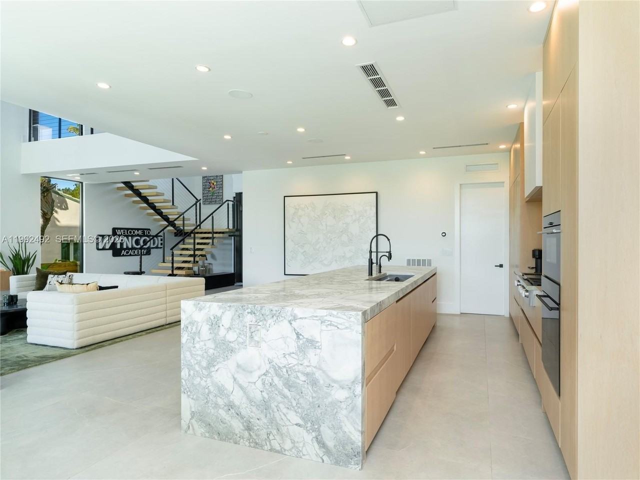 1230 Cleveland Rd - Photo 7 of 26