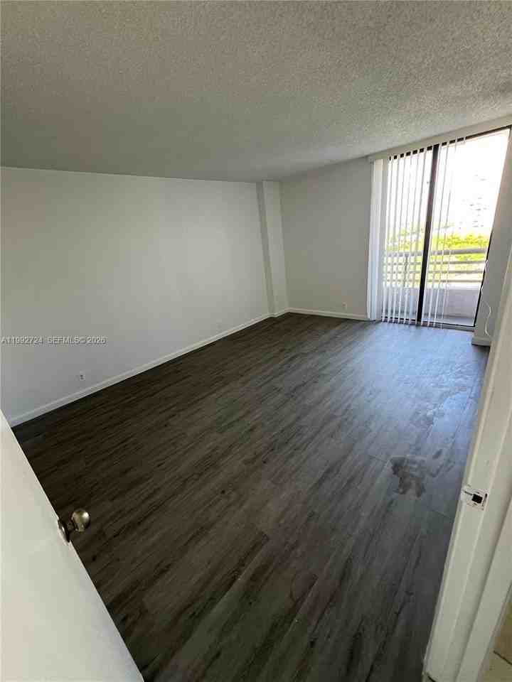 3300 Ne 191st St #909 - Photo 6 of 33