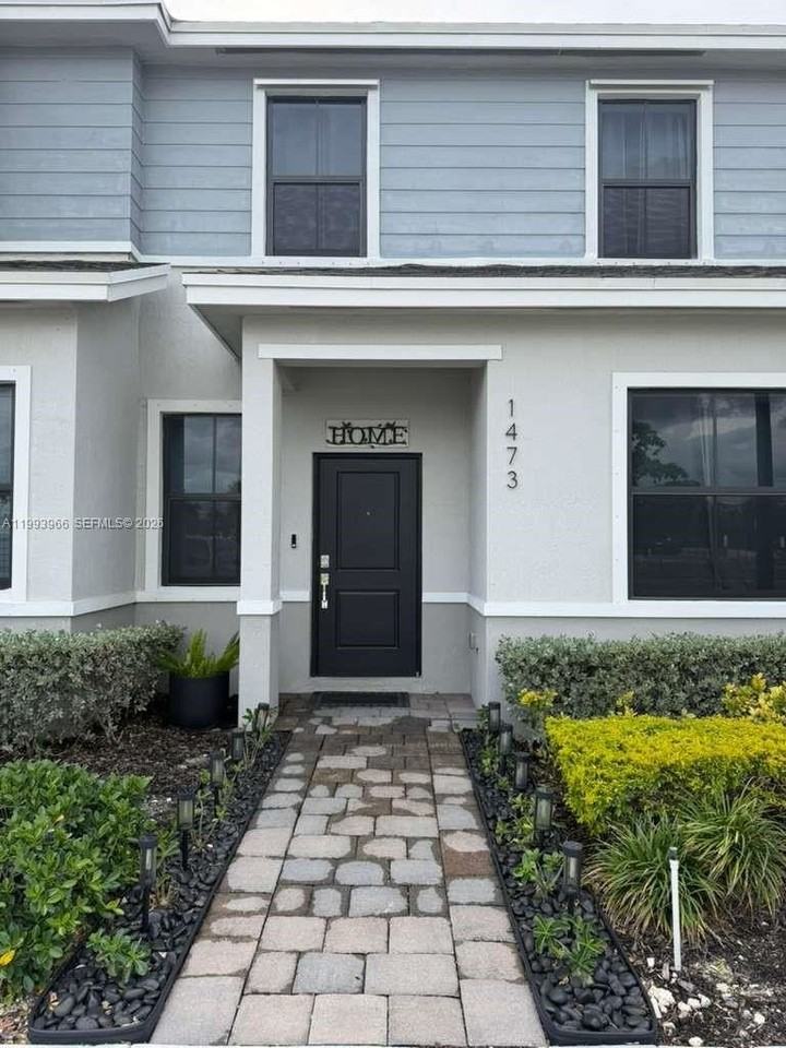 1473 Ne 5th Ave #1473