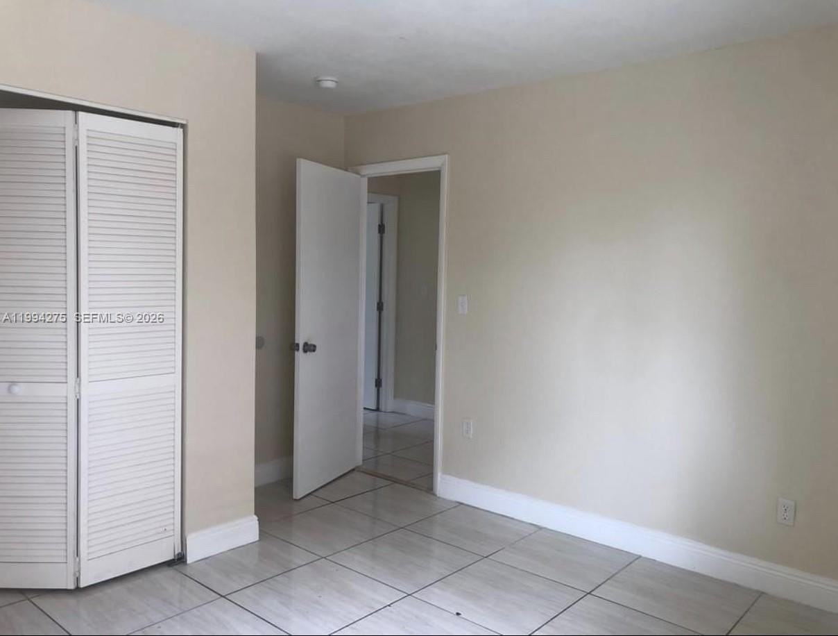 1940 Washington Ave #15 - Photo 5 of 15