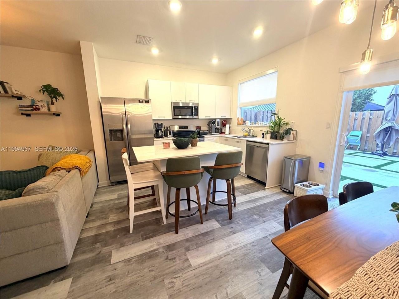 12107 Nw 24th Pl - Photo 7 of 23