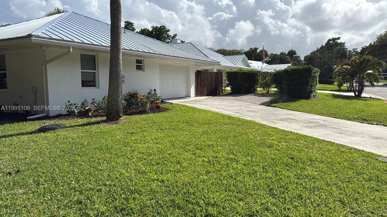 55 N Sewalls Point Rd - Photo 7 of 21