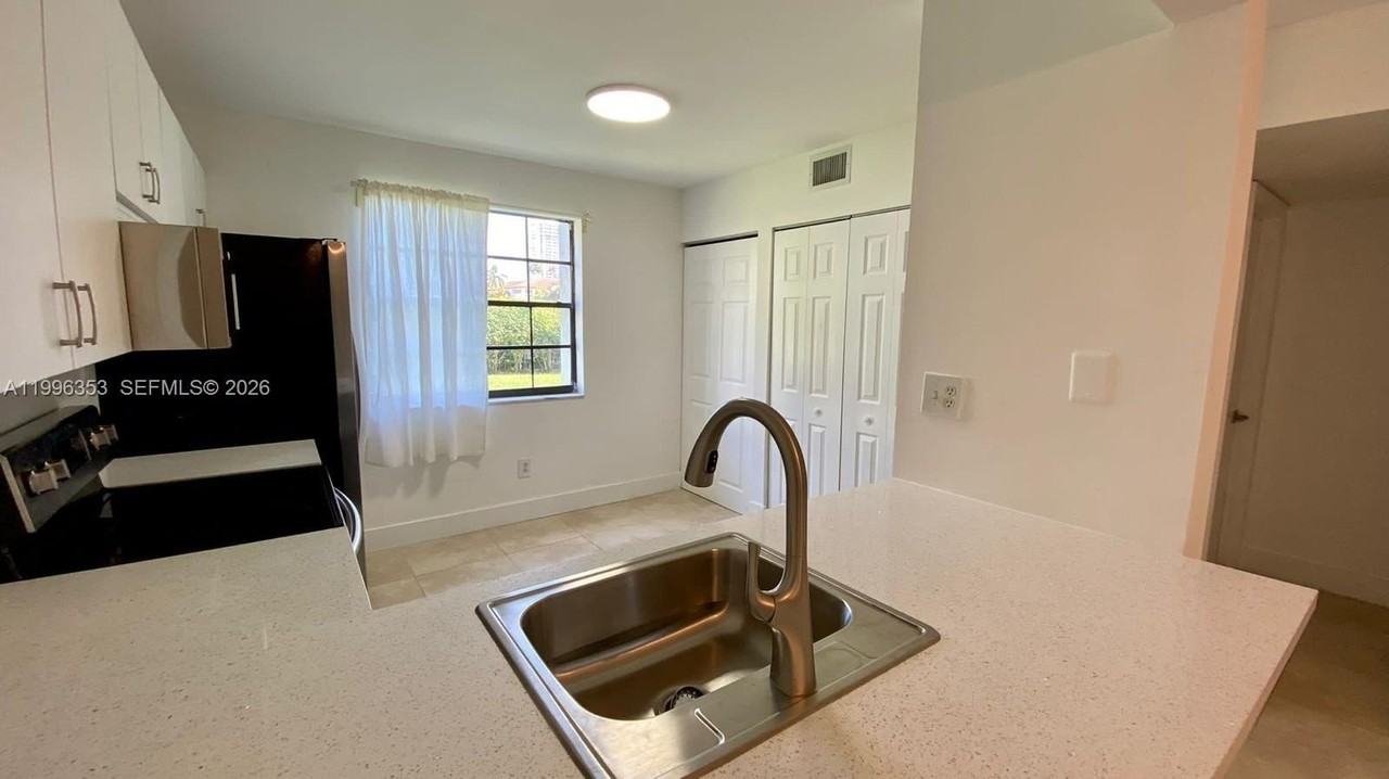 3552 Magellan Cir #126 - Photo 7 of 22