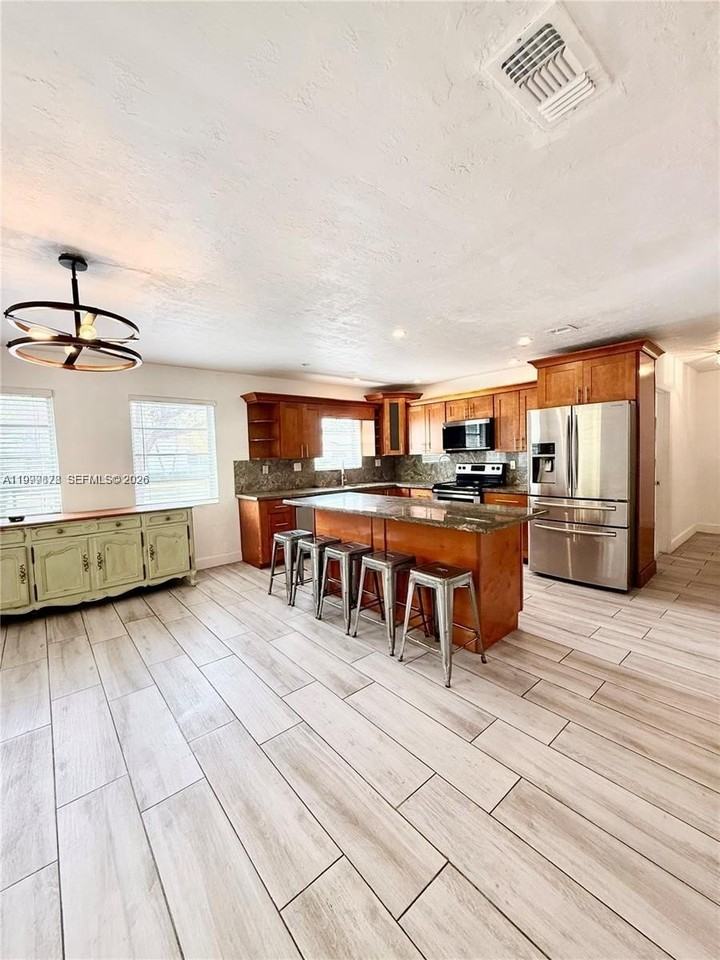 16665 Sw 93rd Ct - Photo 6 of 22