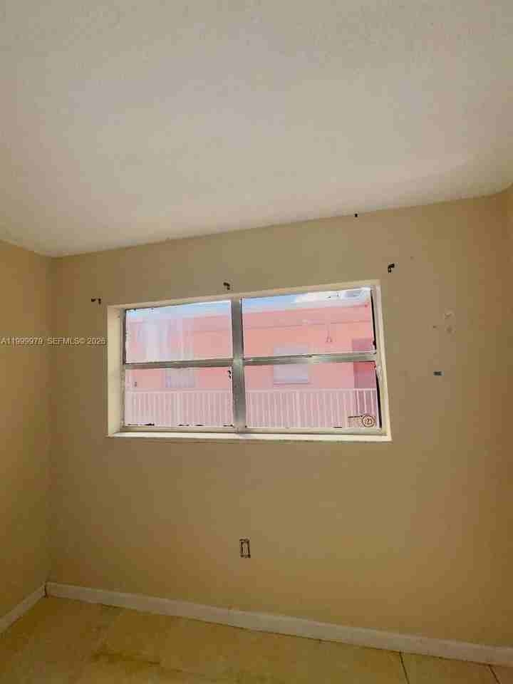 19841 Sw 114th Ave #310 - Photo 2 of 16