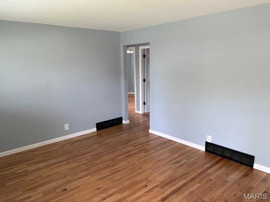 2413 Chesstal St - Photo 3 of 11