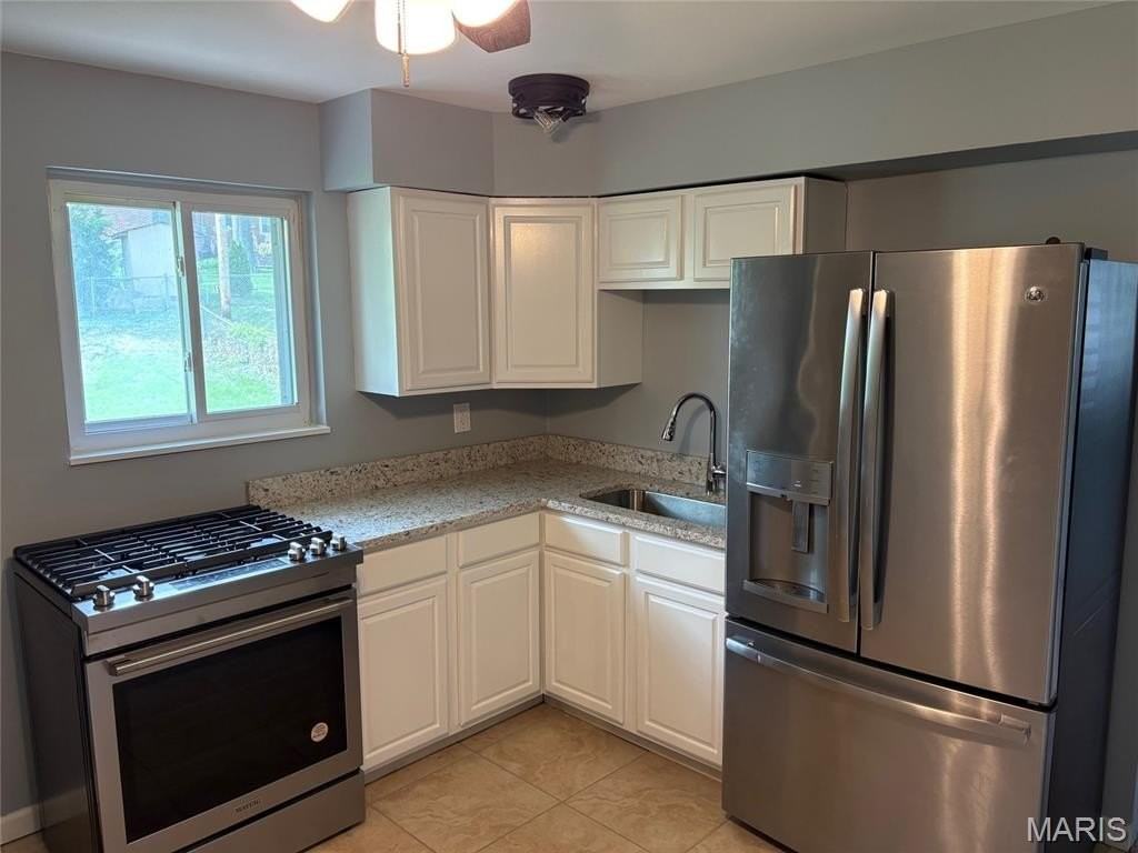 2415 Chesstal St - Photo 7 of 9