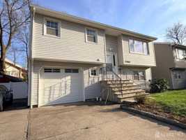 featured image of 2460 Woodbridge Ave