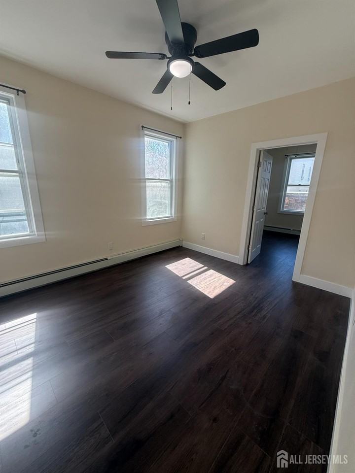 205 Duncan Ave - Photo 3 of 13