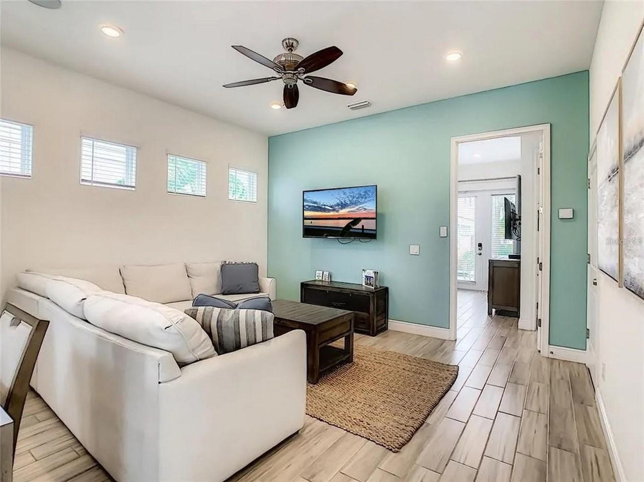 8037 Lost Shaker Ln - Photo 5 of 50