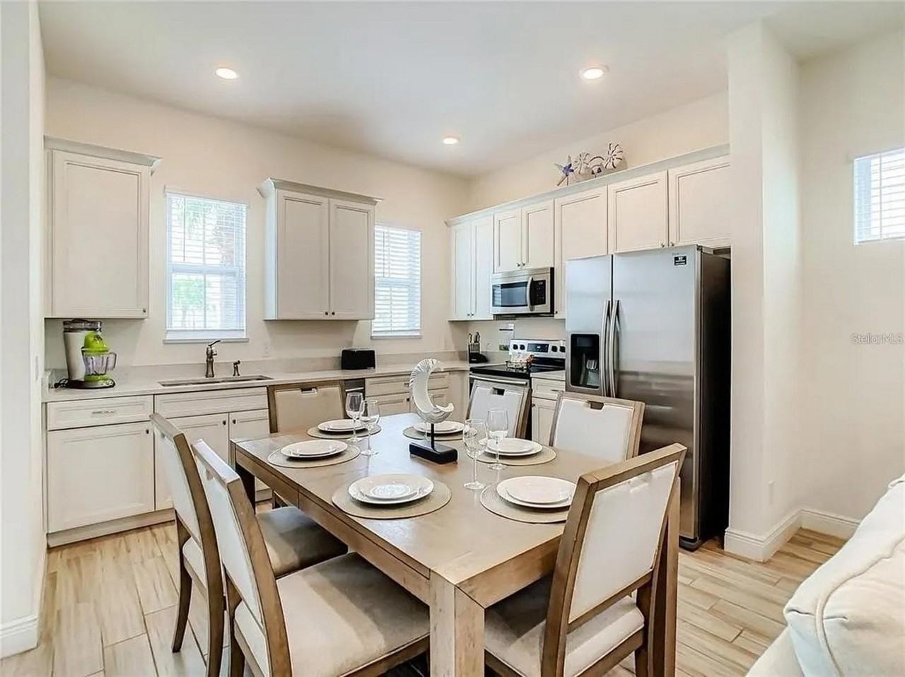 8037 Lost Shaker Ln - Photo 6 of 50