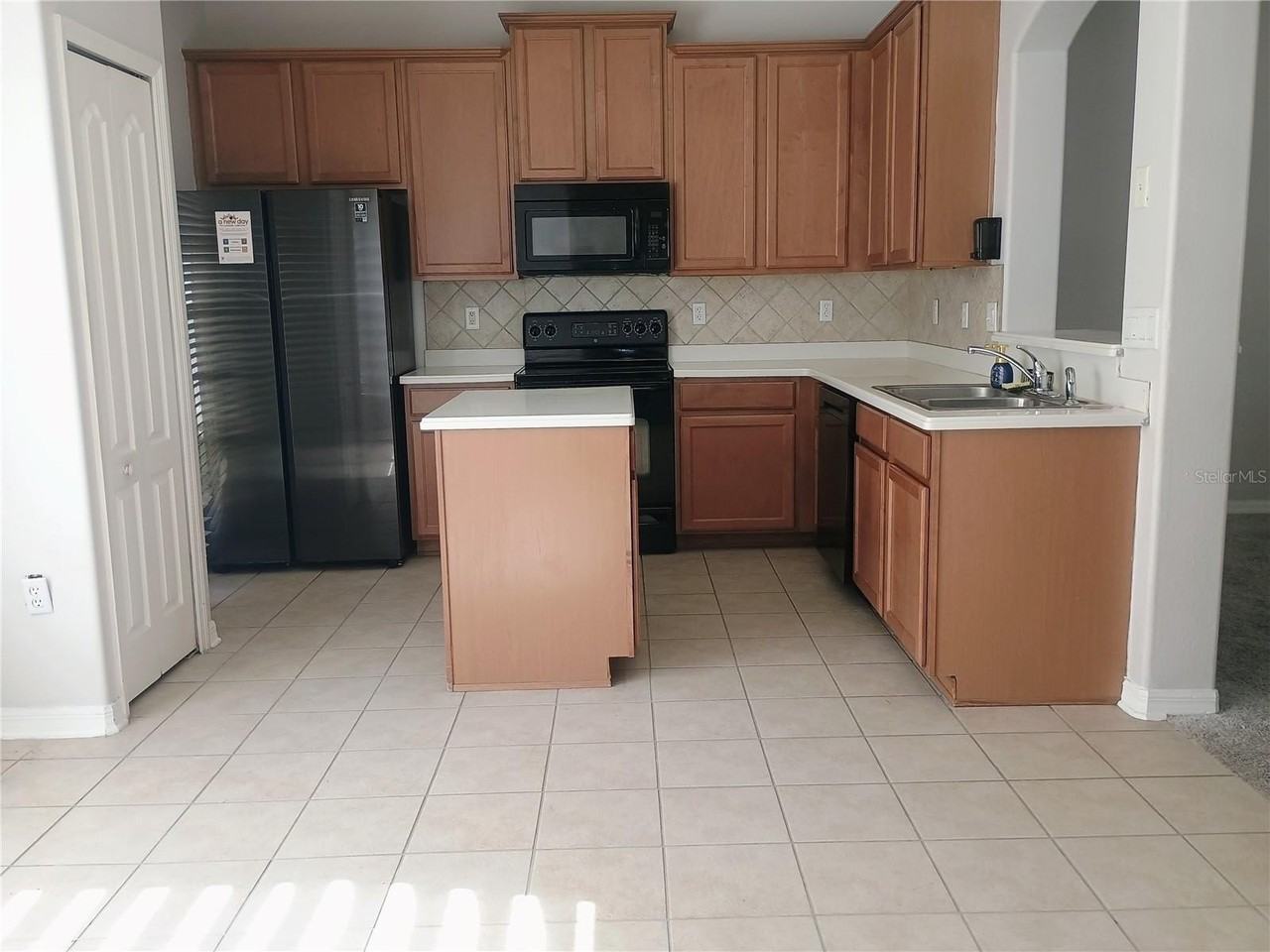 14084 Bridgewater Crossings Blvd - Photo 4 of 50