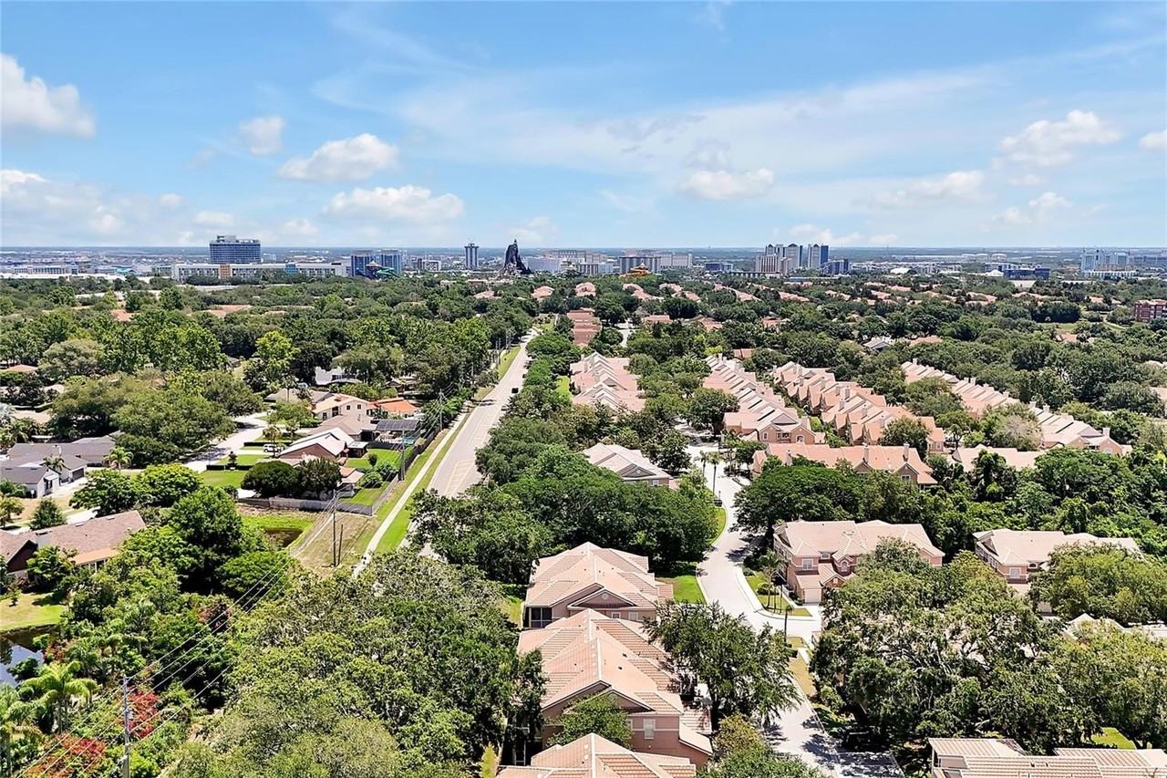 7521 Bay Port Rd #12 - Photo 5 of 41