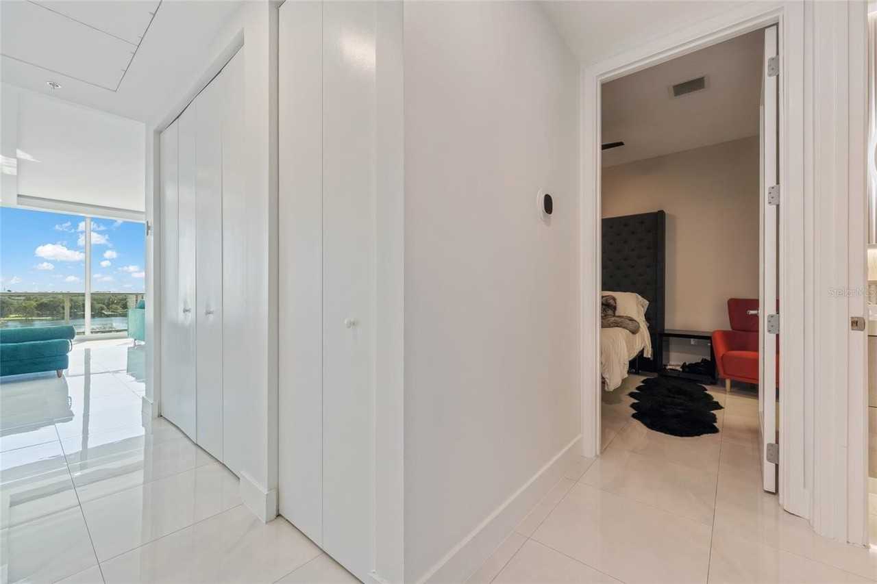 150 E Robinson St #601 - Photo 3 of 16