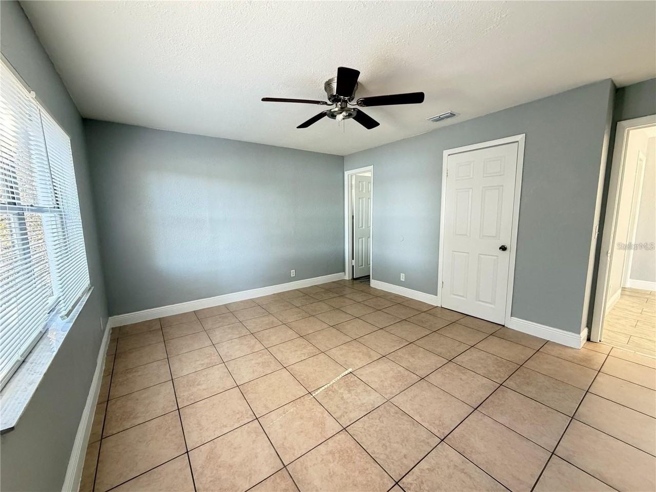 922 Martin Luther King Blvd Ne - Photo 6 of 12