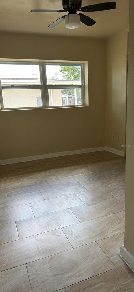 811 S Randolph Ave - Photo 2 of 7