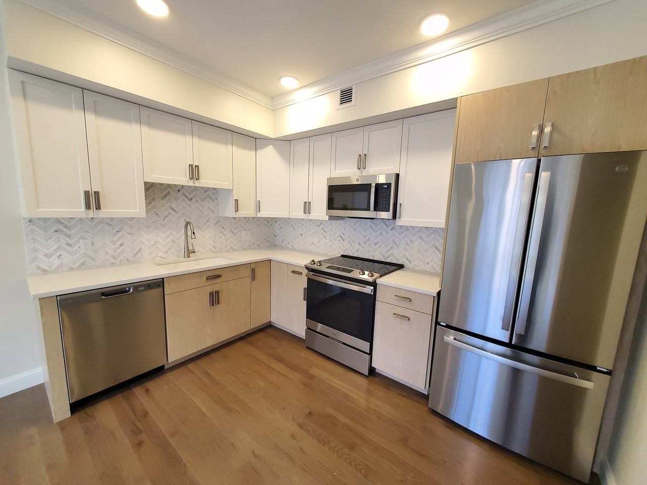 39 Herrick Rd #U102 - Photo 2 of 8