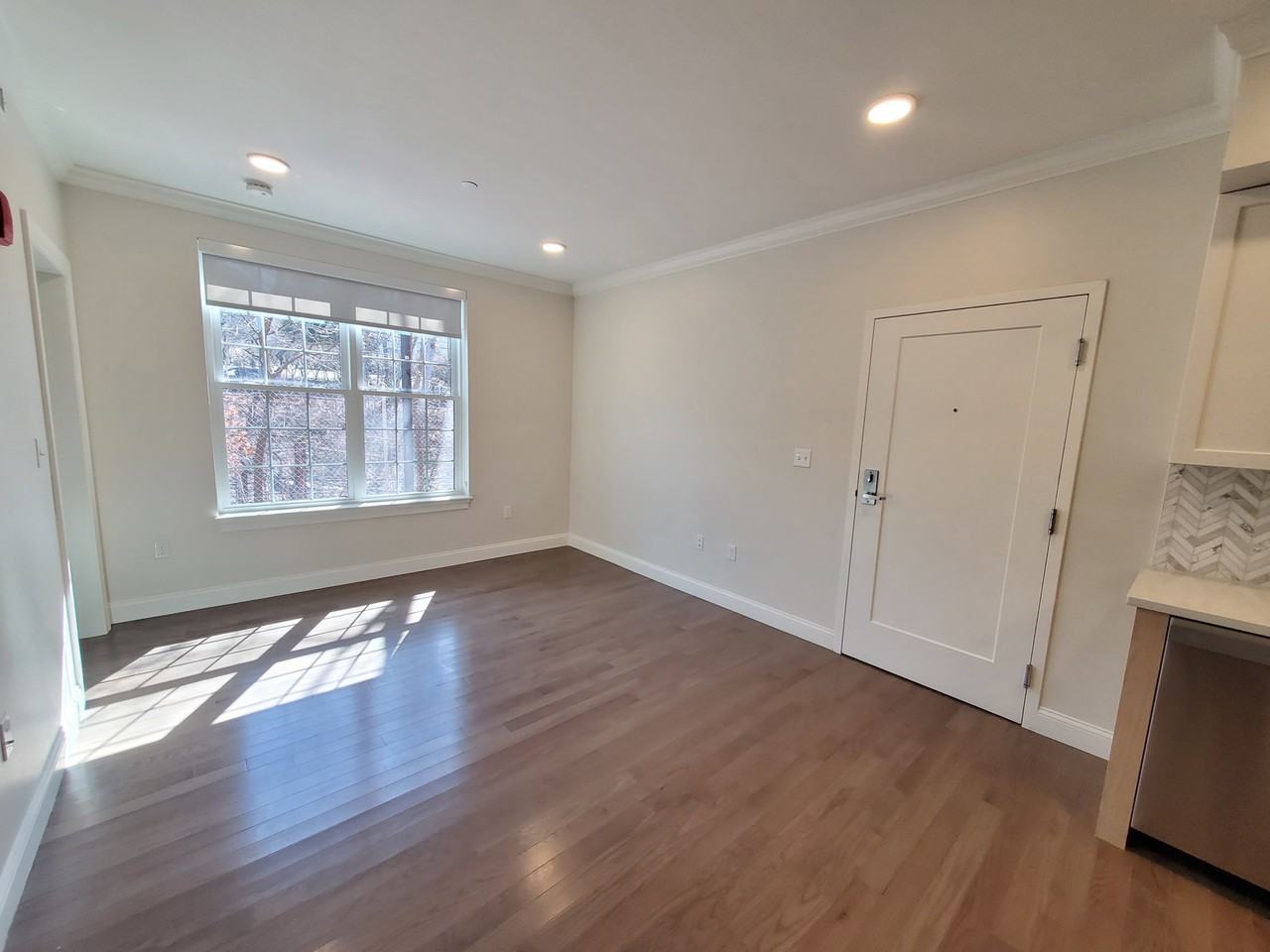 39 Herrick Rd #U102 - Photo 5 of 8