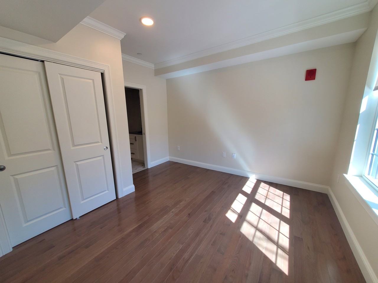 39 Herrick Rd #U102 - Photo 7 of 8