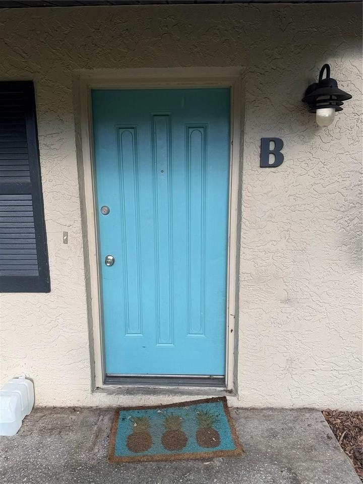 447 6th Ave Ne #B - Photo 2 of 12