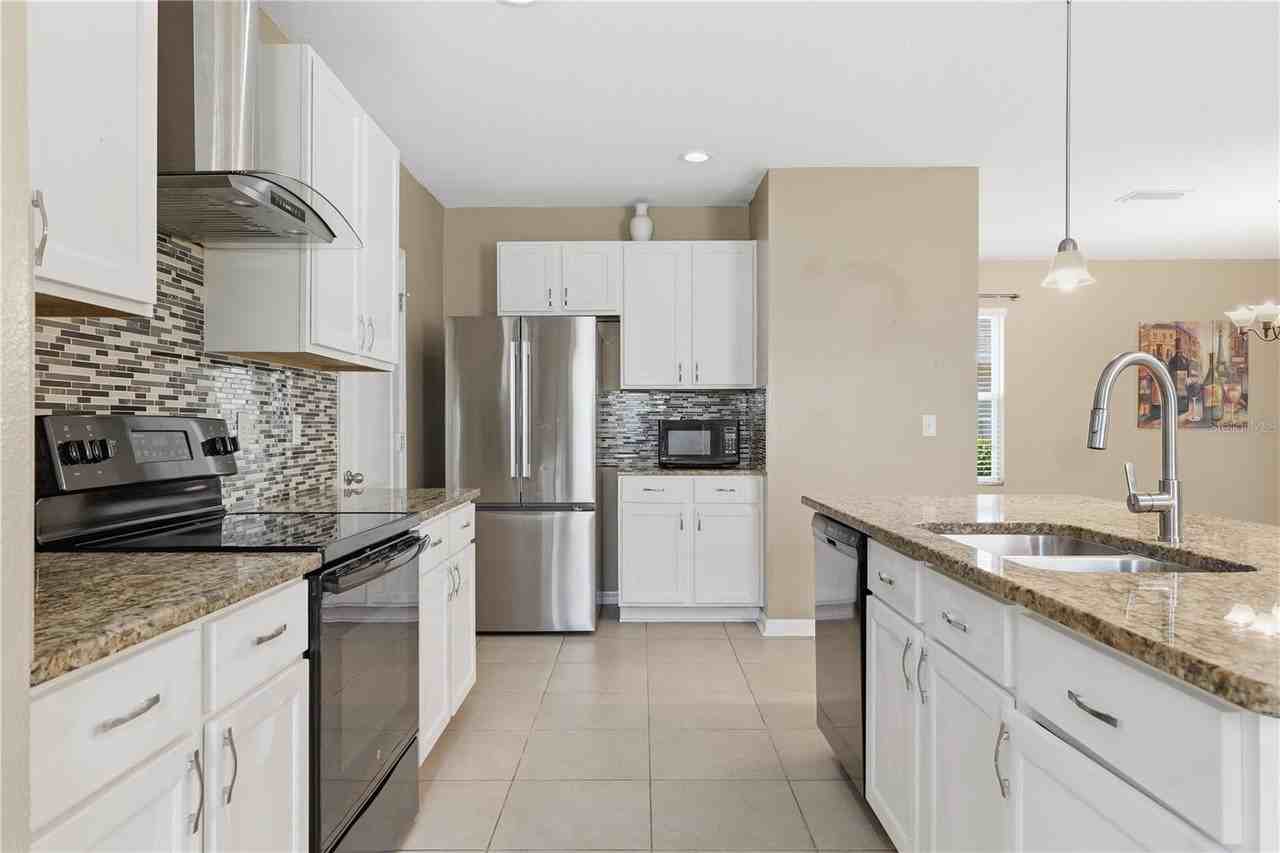 13755 Covey Run Pl - Photo 5 of 42