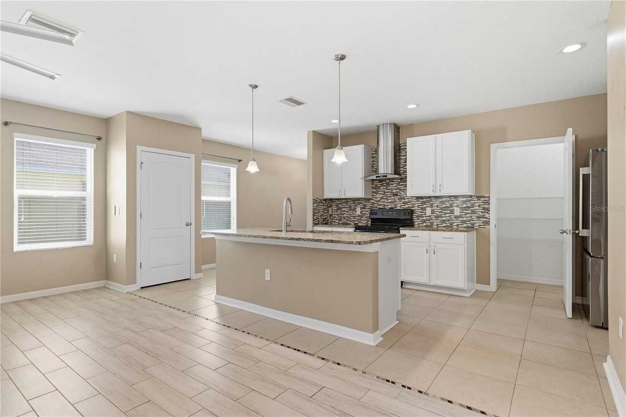 13755 Covey Run Pl - Photo 6 of 42