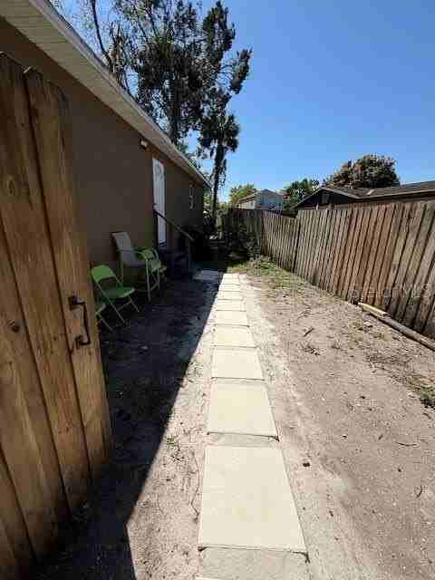 6609 Myrna Dr - Photo 4 of 22