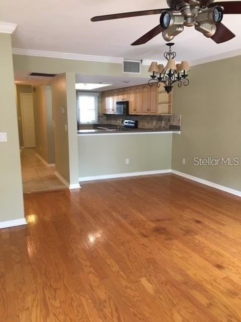 2523 Crowder Ln - Photo 3 of 10