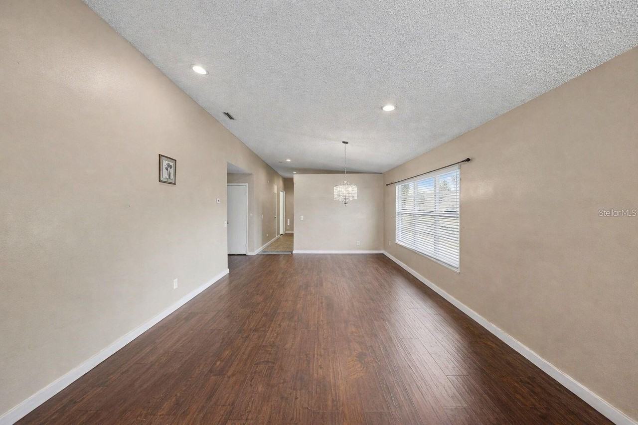 1817 Coyote Pl - Photo 2 of 20