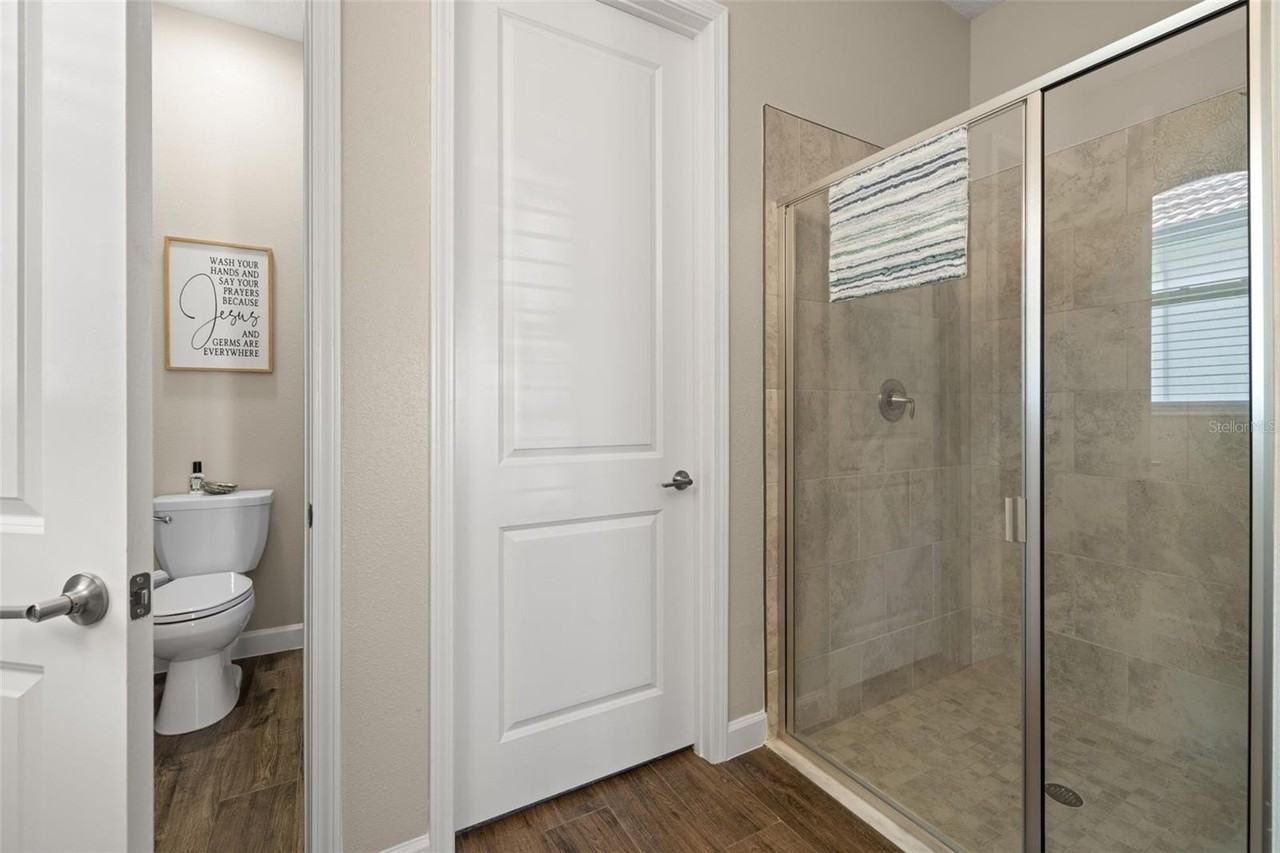 16938 Scuba Crest St - Photo 4 of 50