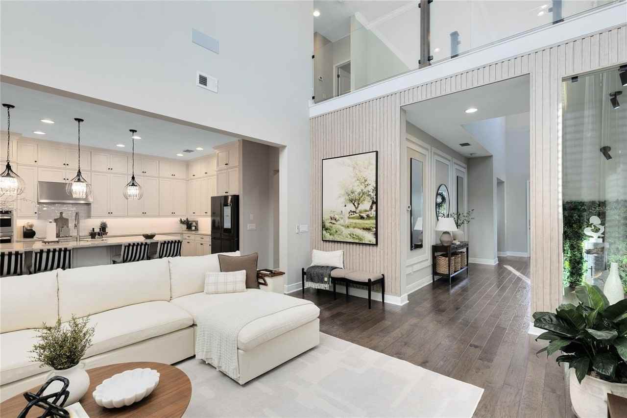 9374 Reymont St - Photo 6 of 47